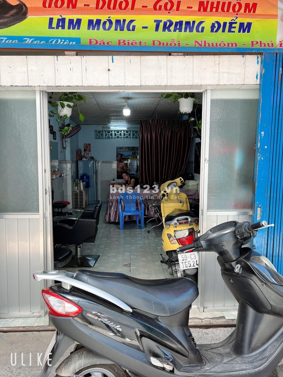 Cho thuê nhà nguyên căn đường Nguyễn Thị Tần Quận 8, gần cầu chữ Y dt 50m2, hẻm xe hơi