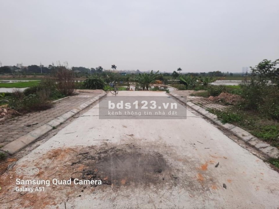 Bán đất dịch vụ xã Lại Yên Hoài Đức, Hà Nội, diện tích 75m2, mt 5m, giá 6x triệu/m2, sổ trao tay