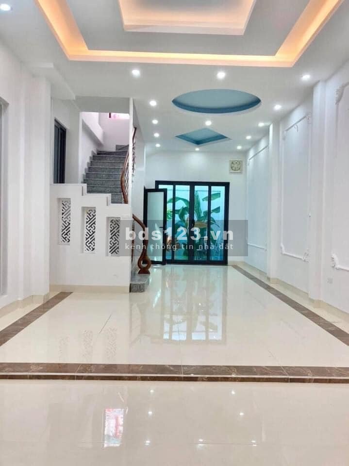 Bán nhà Thành Công – Đống Đa 50M, 5 tầng, mặt tiền 4.5M, giá nhỉnh 5 tỷ lh 0985755135
