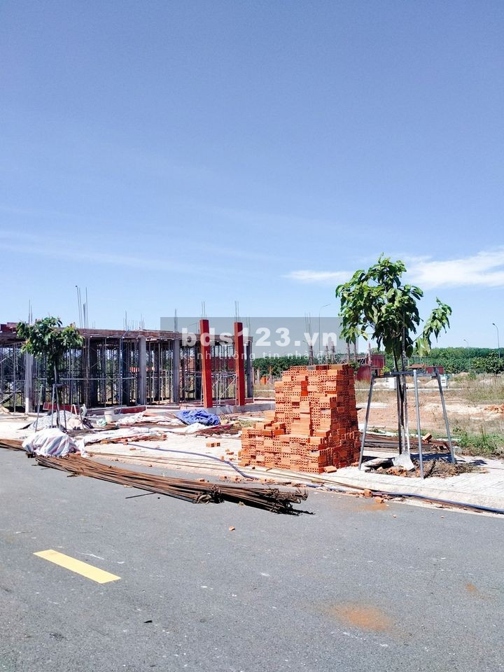 Đất Vĩnh Tân mặt tiền DH409, thổ cư 100%, sổ hồng riêng, bàn giao ngay, giá tốt đầu tư
