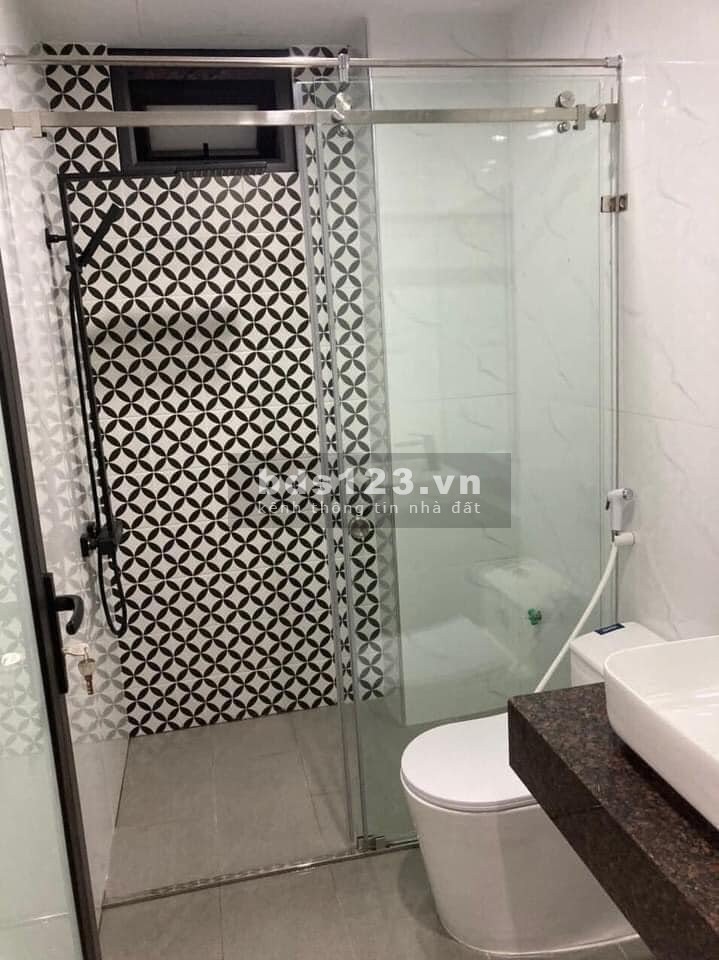 Bán nhà Thành Công – Đống Đa 50M, 5 tầng, mặt tiền 4.5M, giá nhỉnh 5 tỷ lh 0985755135