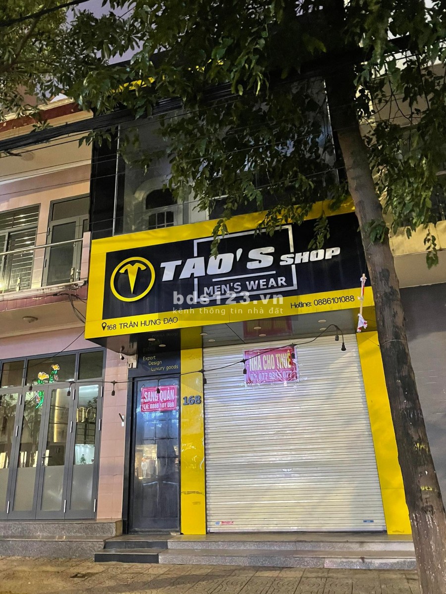 Cho thuê nhà nguyên căn 2 tầng mặt tiền đường Trần Hưng Đạo, thành phố Đồng Hới, Quảng Bình