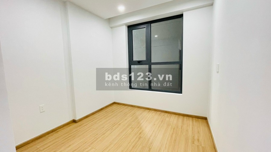 Bán căn 2 phòng ngủ Bcons Suối Tiên giá rẻ hướng Đông Bắc nhà mới đã có sổ