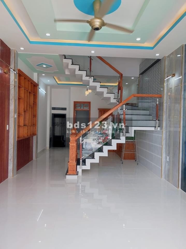 Nhà phố 1 trệt 2 lầu, Lê Văn Lương nối dài, sổ hồng riêng 100% ngân hàng hỗ trợ vay