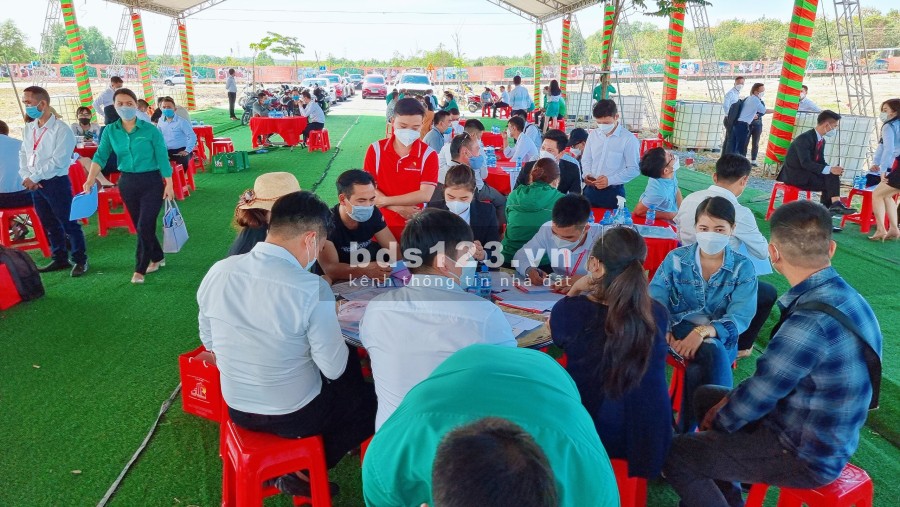 Đất nền Nam Tân Uyên đón đầu xu thế đầu tư trung và dài hạn, pháp lý chính chủ, bà giao ngay