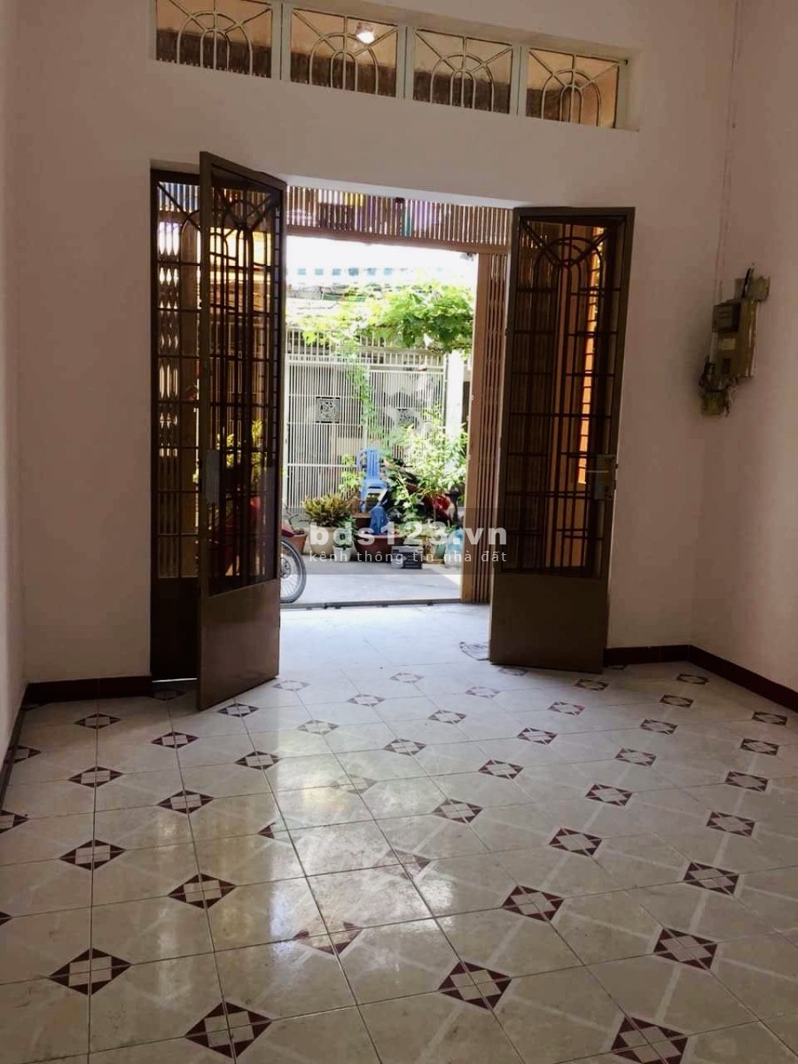 Bán nhà giá rẻ Trần Bình Trọng 80m2, giá 5,8 tỷ, Quận Bình Thạnh LH 0905075485