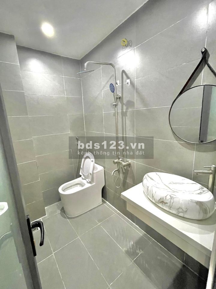 Giá sập sàn-bán gấp căn nhà mặt tiền Nguyễn Phước Nguyên, Đà Nẵng giá rẻ