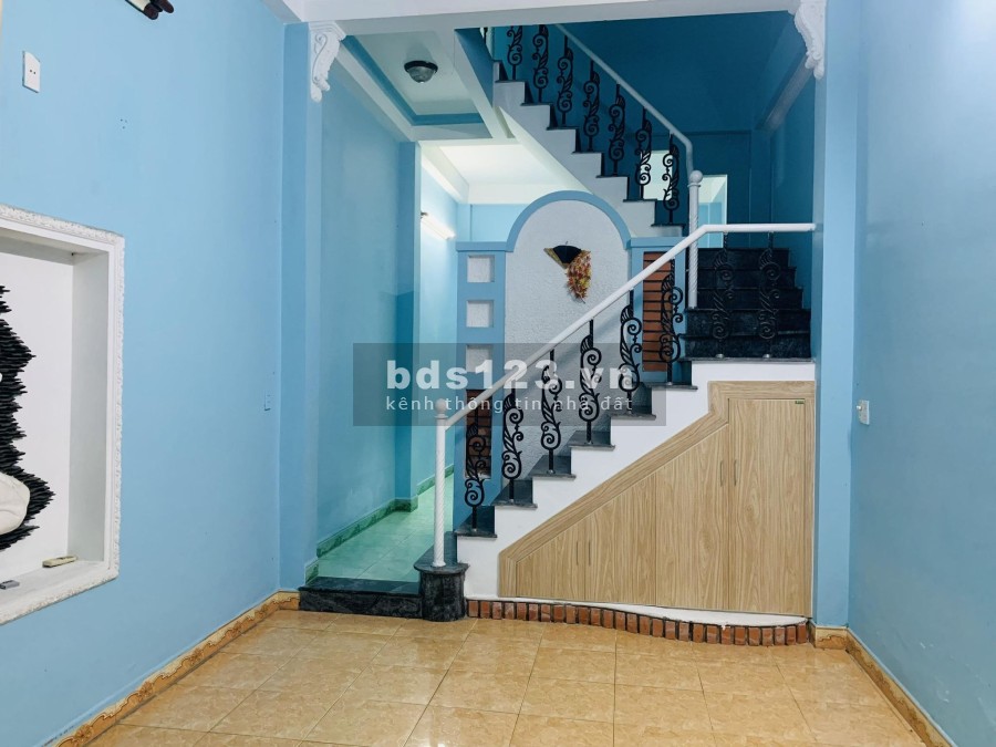 Bán nhà đẹp Kiệt 356 Hoàng Diệu Quận Hải Châu hơn 2 tỷ bàn giao sổ chính chủ, lh 0905648940