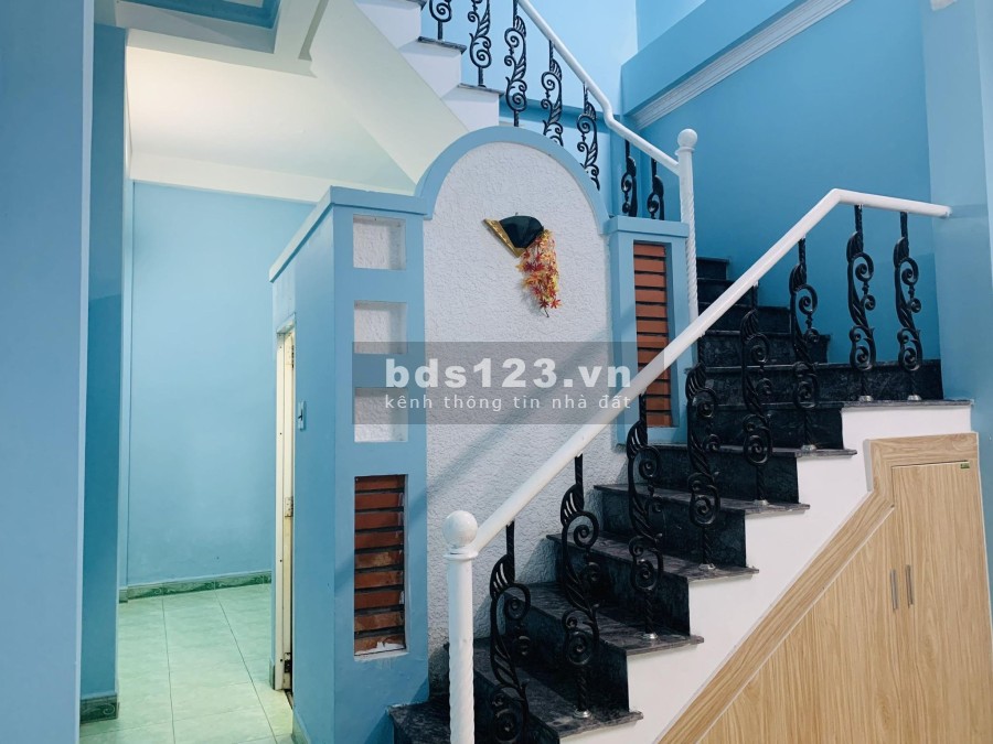 Bán nhà đẹp Kiệt 356 Hoàng Diệu Quận Hải Châu hơn 2 tỷ bàn giao sổ chính chủ, lh 0905648940