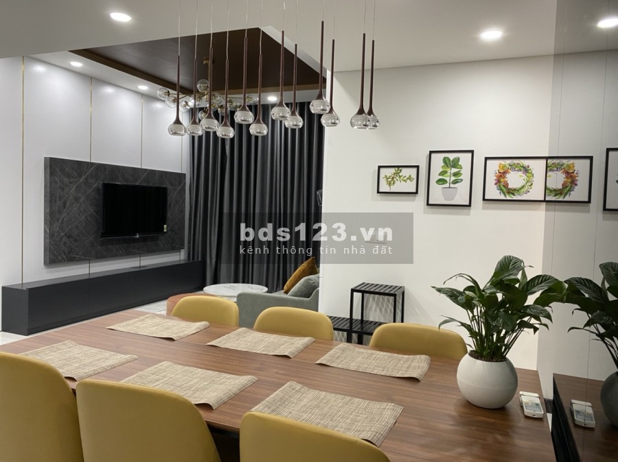 Chủ nhà gửi em cho thuê nhanh căn hộ 2 pn giá tốt, view đẹp tiện ích nội khu đầy đủ