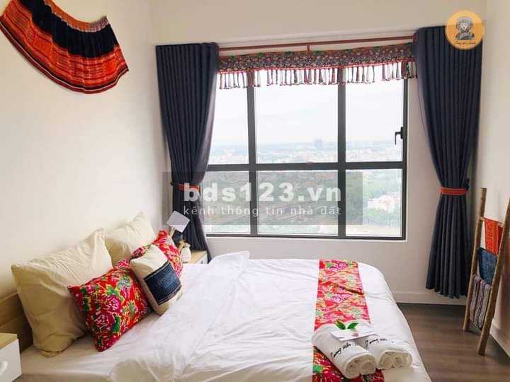Cần ra đi căn 2PN view sông, The Sun Avenue tầng cao view thoáng mát, giá tốt