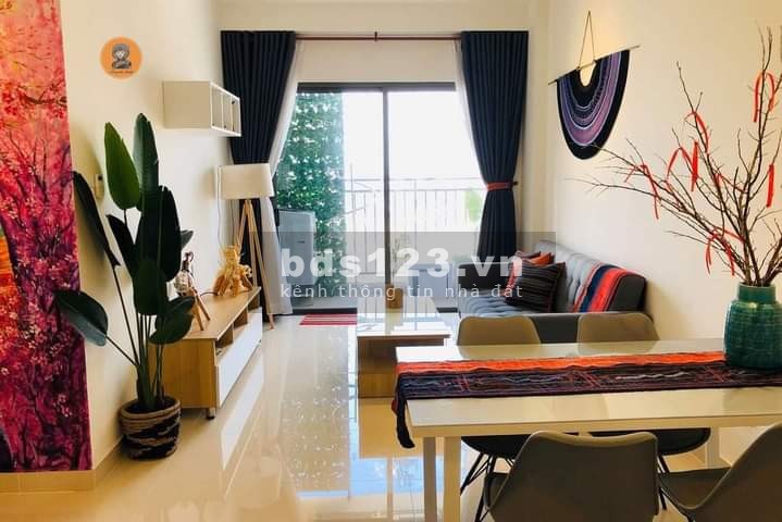 Cần ra đi căn 2PN view sông, The Sun Avenue tầng cao view thoáng mát, giá tốt