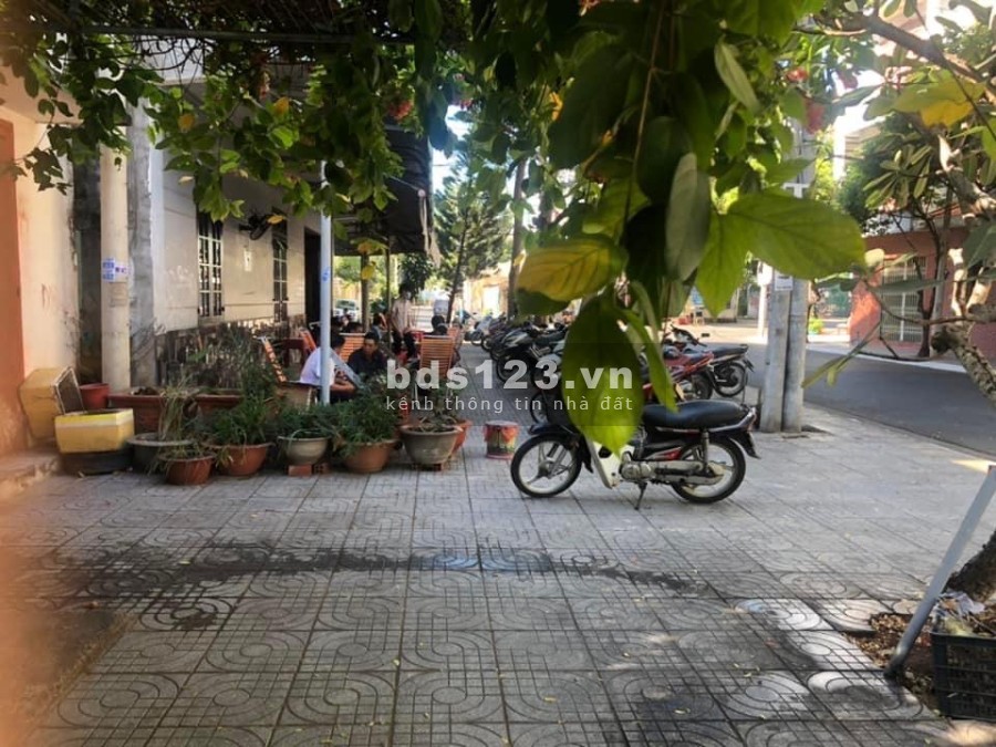 Cho thuê quán cafe xinh đẹp mặt tiền Nguyễn Thị Minh Khai gần nhà thi đấu đa năng khu khách sạn