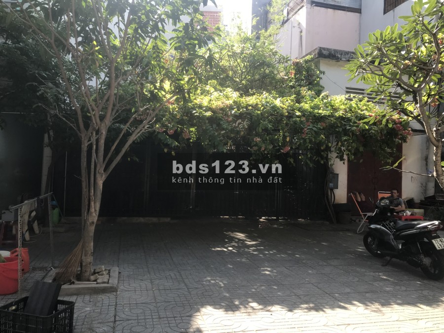 Cho thuê quán cafe xinh đẹp mặt tiền Nguyễn Thị Minh Khai gần nhà thi đấu đa năng khu khách sạn