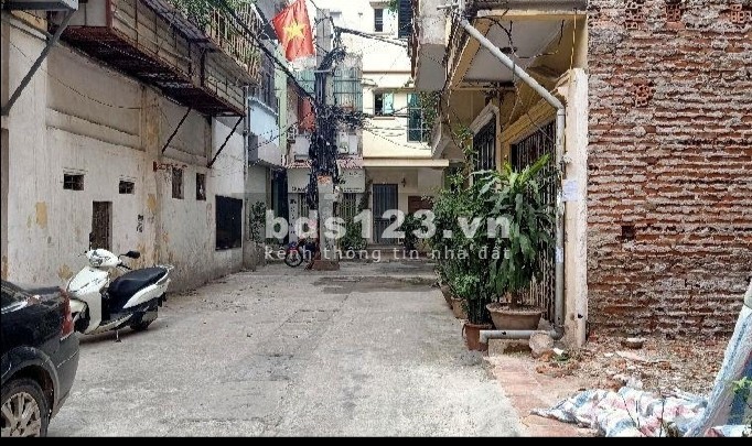 Đất Nghĩa Tân kinh doanh ô tô vào nhà không có mảnh thứ 2, khu dân cư đông đúc, giá tốt