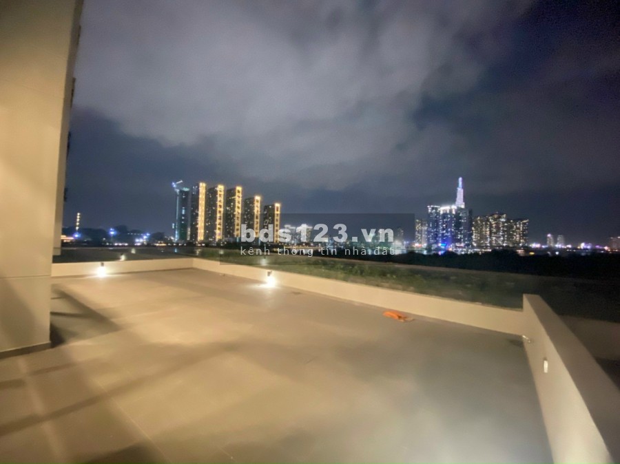 Cho thuê căn hộ sân vườn siêu đẹp tại chung cư Metropole Tủ Thiêm, giá tốt nhất thị trường