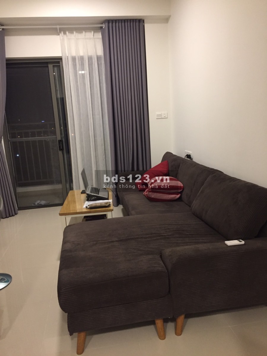 Bán căn 1PN +1 56m2 The Sun Avenue giá 3.350 Tỷ có nội thất xách vali vào ở. LH: 0901424152
