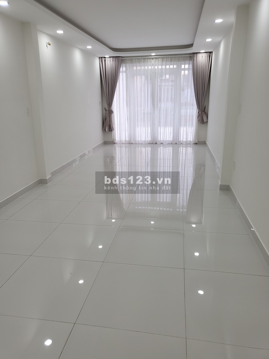 Nhà mặt tiền cho thuê nguyên căn, đẹp mới xinh tiện kinh doanh, đường rộng trung tâm Q. BÌNH THẠNH
