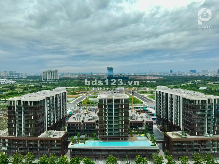 Giỏ hàng phiên bản giới hạn tại The Metropole liên hệ Ngân 0981.799.185