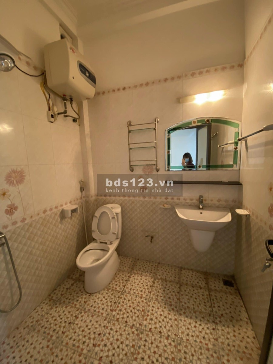 Chính chủ bán nhà ngõ 8 Quang Trung, diện tích sử dụng 45m2, 4 tầng, giá bán 4.5 tỷ