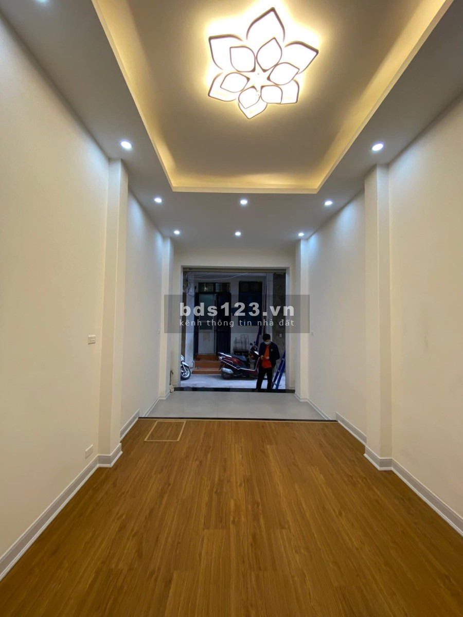 Chính chủ bán nhà ngõ 8 Quang Trung, diện tích sử dụng 45m2, 4 tầng, giá bán 4.5 tỷ