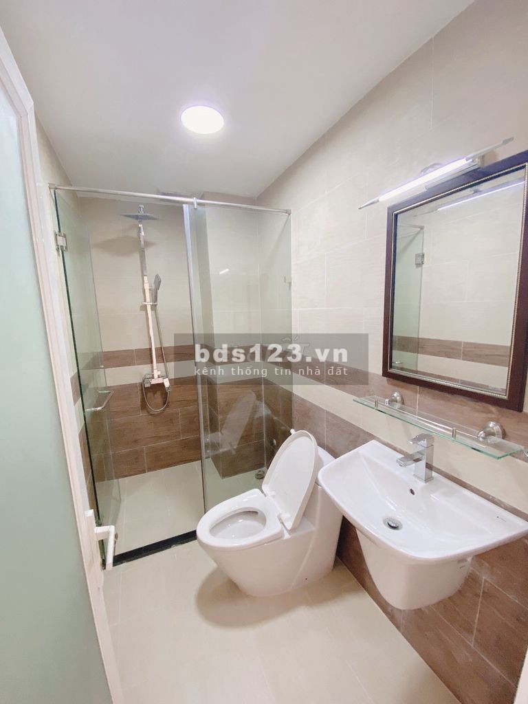 Bán gấp nhà trung tâm Quận 1 dtsd 44m2, 4 tầng giá chỉ 6.6 tỷ, Tân Định, Quận 1, Hồ Chí Minh