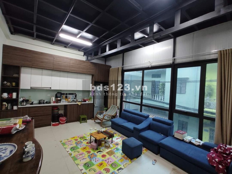 Tôi bán nhà MP Hoàng Diệu Hà Đông diện tích 50x 4 tầng, mt 14m, ô tô, kinh doanh, giá 8.9 tỷ