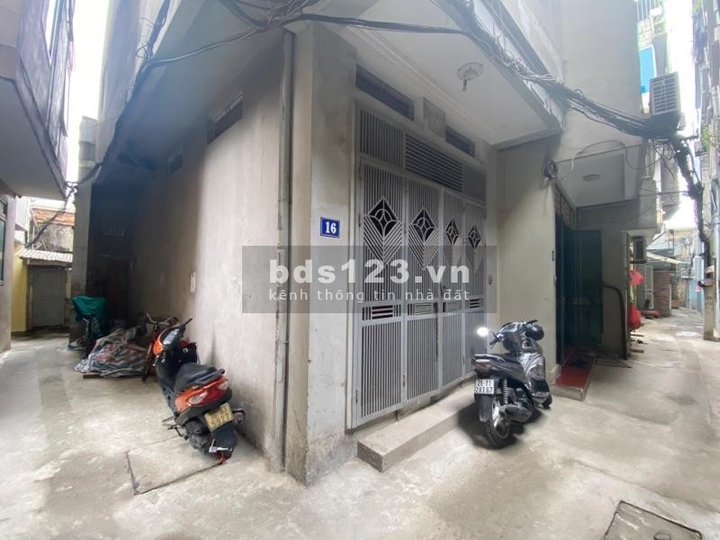 Cần bán nhà Phố Vạn Phúc, Hà Đông, diện tích 45m2 giá 3,0 tỷ liên hệ 0983099330, sổ sẵn