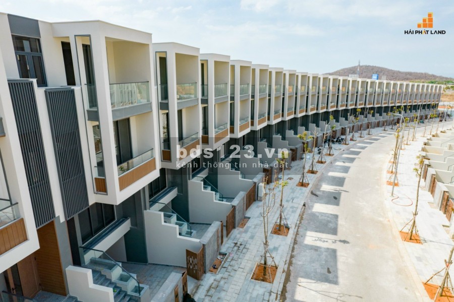 Bán nhà phố thương mại ngay đại lộ Võ Nguyên Giáp tỉnh Bình Thuận, pháp lý chuẩn