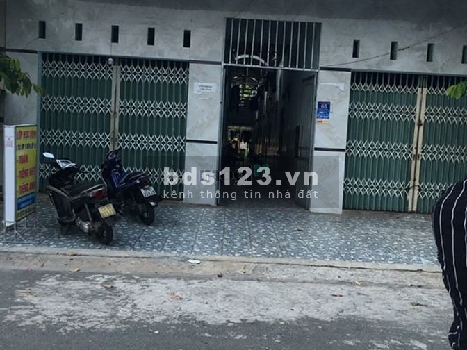 Tôi chính chủ cần bán nhà trọ 300m2 10x30m ngay KCN gần chợ gần QL13 dân đông