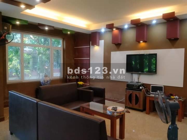 Bán nhà ngay viện 103 hai mặt phố 135m2 4tầng 8m MT 23.5 tỷ thông sàn 18 phòng kinh doanh đỉnh