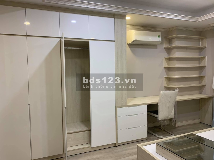 Bán nhà nguyên căn chsinh chủ trung tâm Quận 7, đường Nguyễn Văn Quỳ, khu dân cư