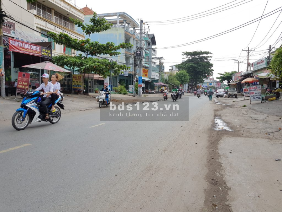 Cho thuê mặt bằng nhà nguyên căn mặt tiền đường Lã Xuân Oai, TP. Thủ Đức giá tốt