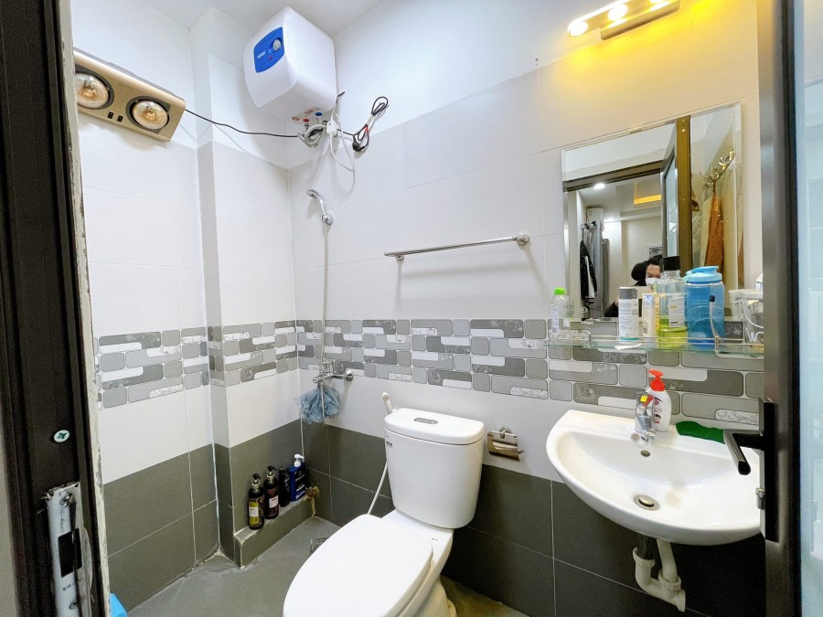 Nhà đẹp ở luôn, trung tâm Đống Đa, kinh doanh tốt, ngõ thông tứ tung, tiện ích ngập tràn