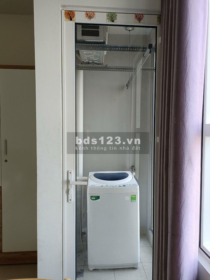 Cho thuê căn officetel Sunrise City View giá thuê 10tr , Full nội thất,LH 0878162162 THÚY
