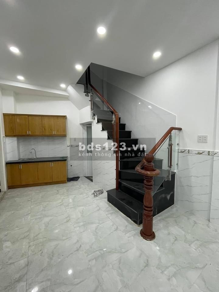 Căn góc 2 mặt hẻm 4.5m Cách Mạng Tháng 8 phường 11 Quận 3 giá bán chỉ 4.85 tỷ