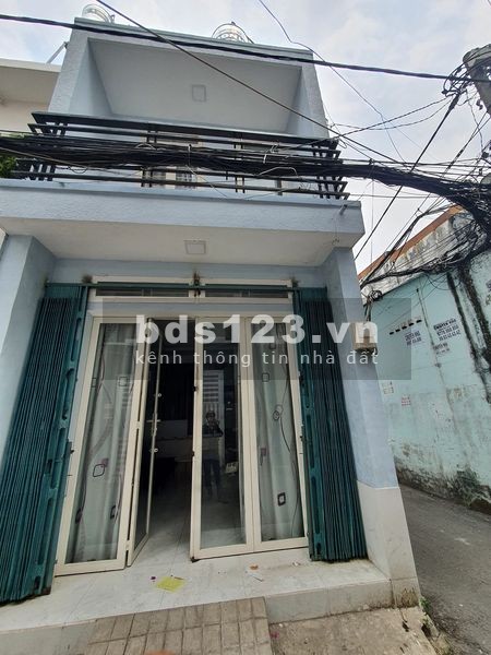 Bán nhà nguyên căn phường 9, Quận Gò Vấp, hẻm xe hơi thông 4 phương, 8 hướng, lhcc
