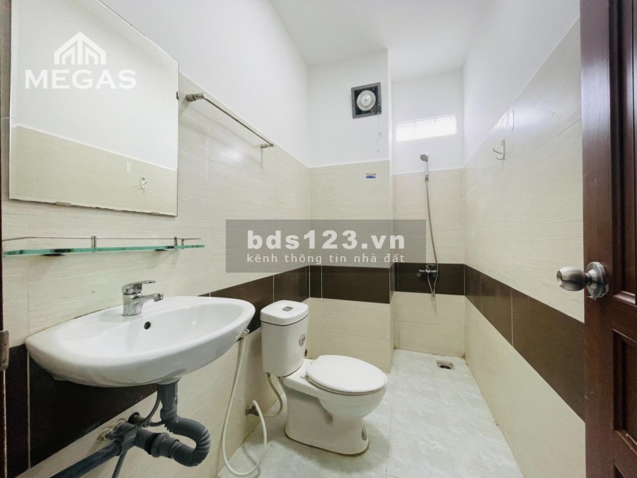 Căn hộ mini giá rẻ tại Hoàng Ngân Quận 8 khu dân cư đông, liên hệ 0336033811, có nội thất