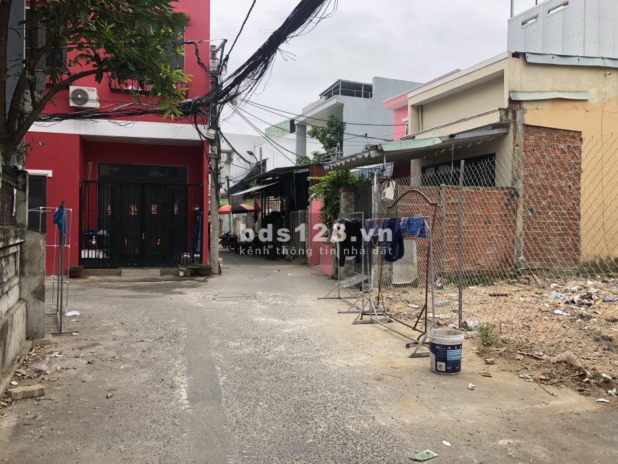 Chỉ 4 tỷ sở hữu ngay nhà 50m2 dọc Trương Chí Cương Hải Châu liên hệ 0379870588