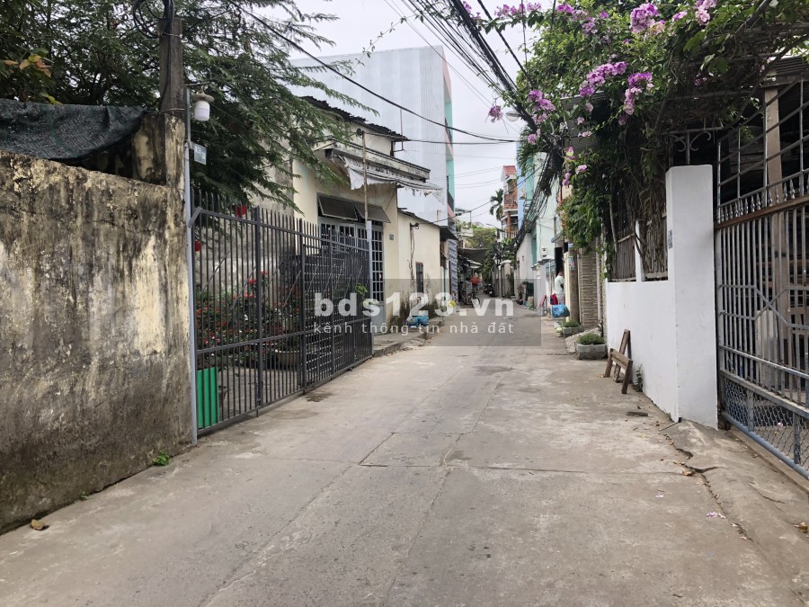 Chỉ 4 tỷ sở hữu ngay nhà 50m2 dọc Trương Chí Cương Hải Châu liên hệ 0379870588
