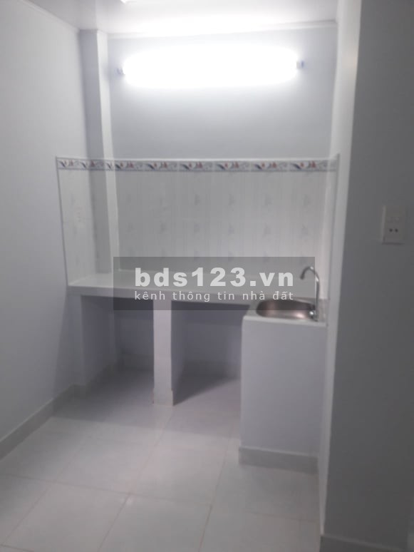 Cho thuê phòng trọ Hóc Môn giá rẻ gần khu công nghiệp, giờ giấc tự do, điện nước rẻ