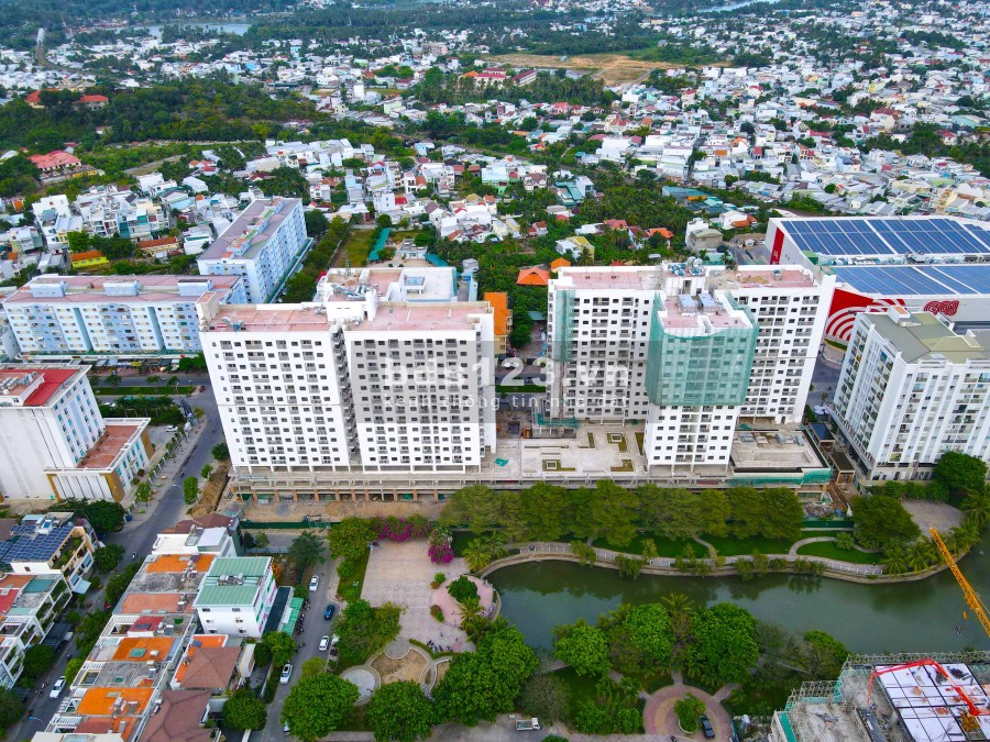 Bán căn hộ 2 phòng ngủ, CT3 Vĩnh Điềm Trung Nha Trang, View hồ bơi, công viên