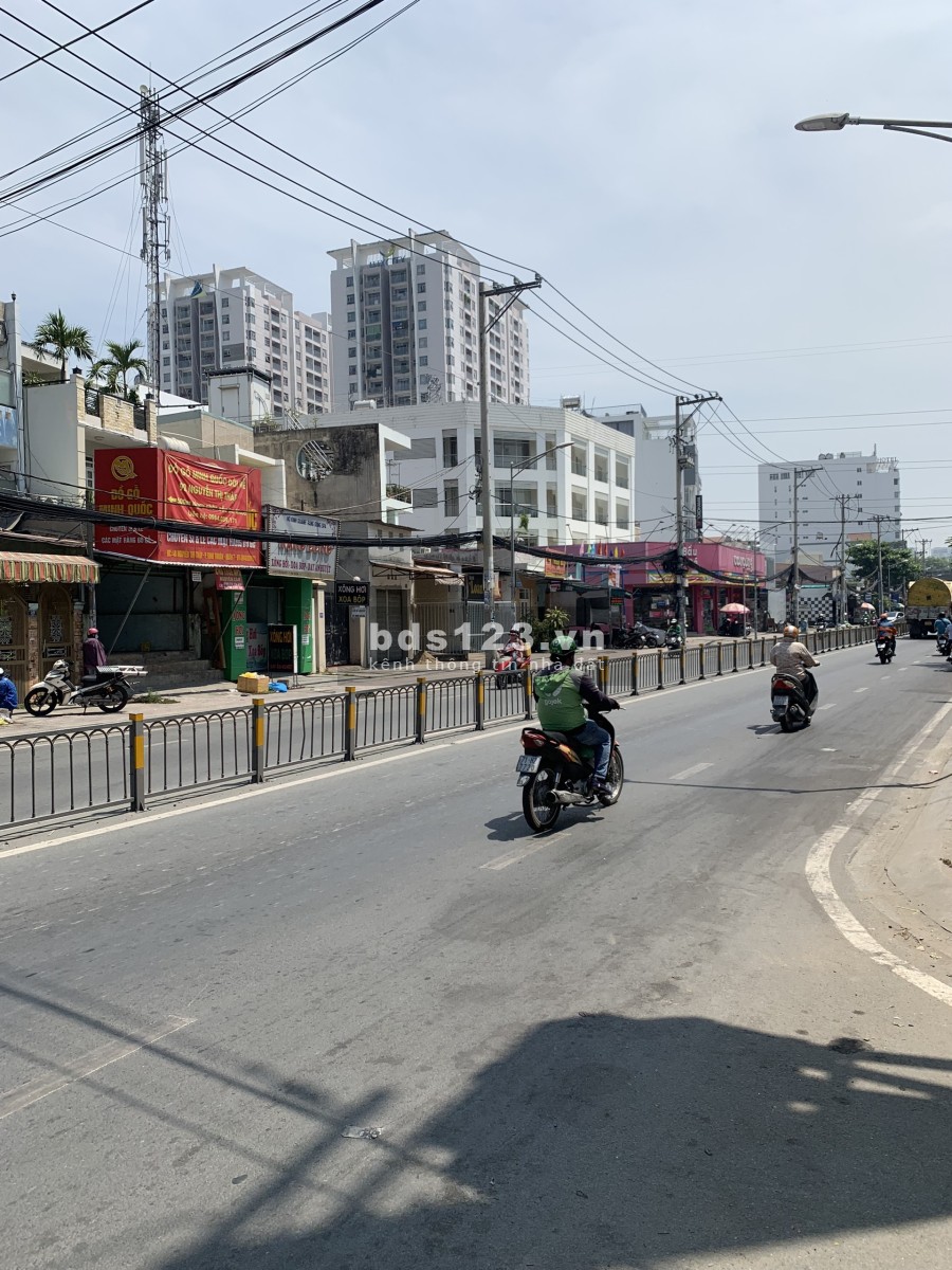 Cần cho thuê mặt bằng kinh doanh 100m2 Quận 7 diện tích sử…