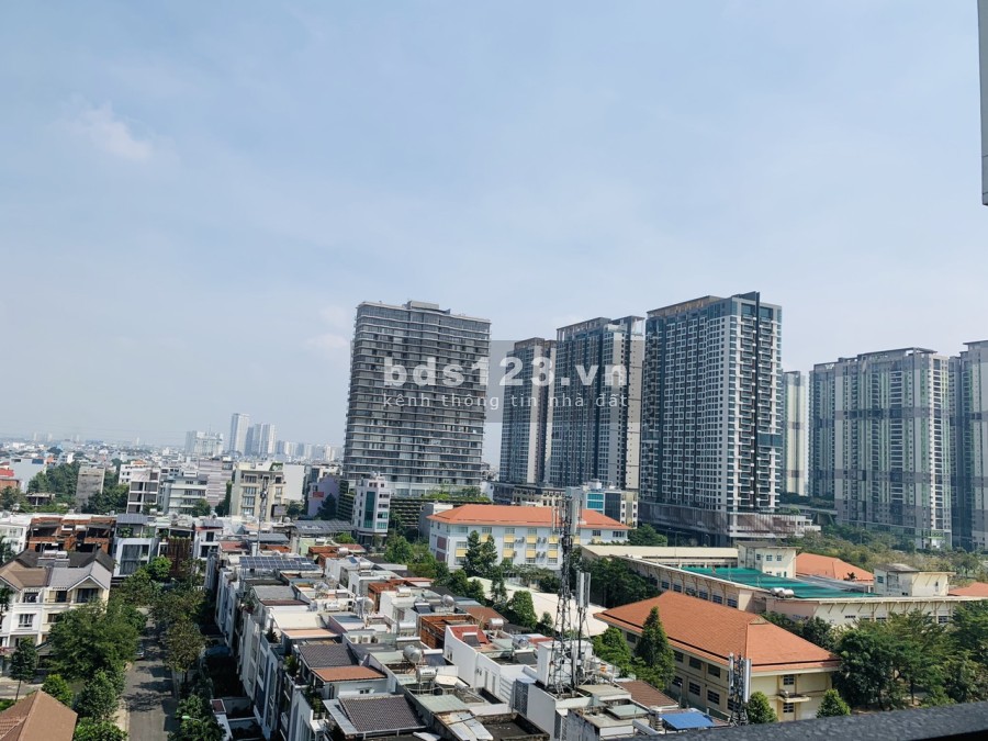 Chủ nhà cần bán gấp 2PN 80m2 view sông gía bán 5,7 tỷ giá tốt nhất TT LH: 0901424152