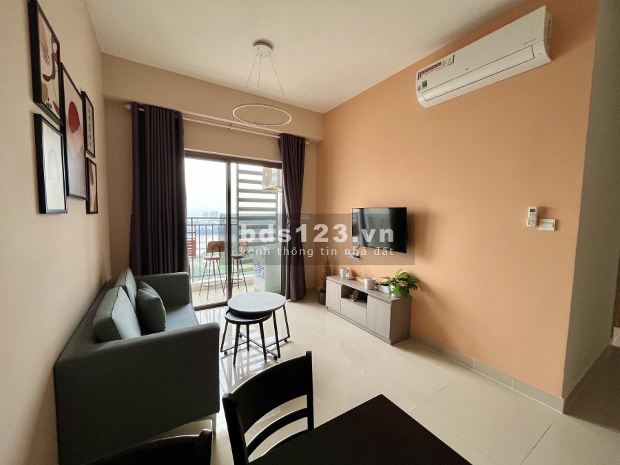 Bán gấp căn 2 pn full nội thất giá chỉ 4.25 tỷ, tầng cao, view thoáng mát cả ngày, khu an ninh