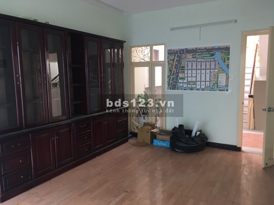 Cho thuê VP ngay Cao Lỗ, phòng 30m thích hợp làm Công ty nhỏ lẻ, VP đại diện, giá 4tr/th