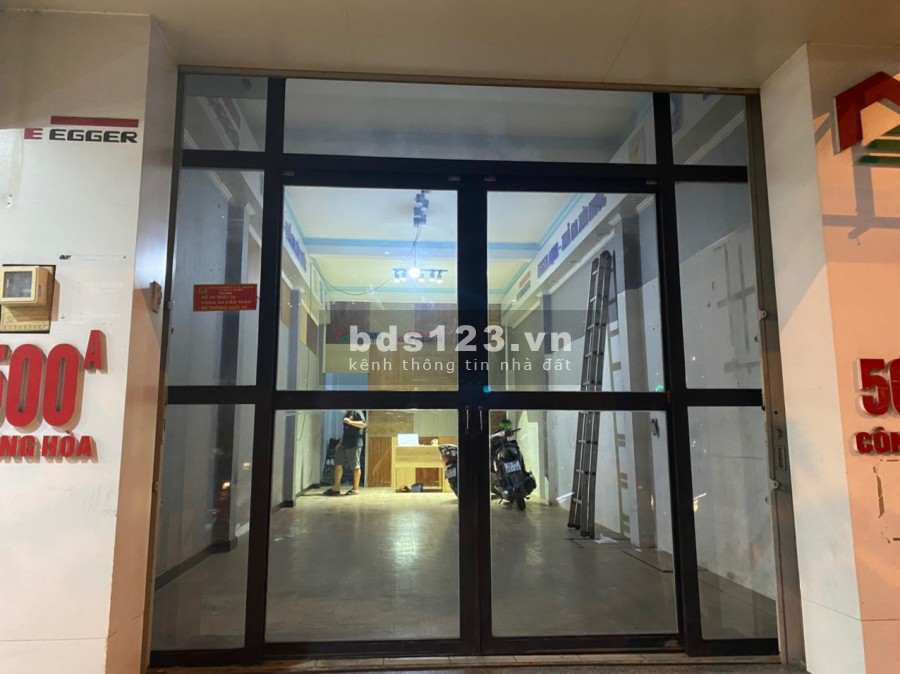 Cho thuê mặt tiền đường sầm uất Cộng Hoàn, mua bán nhộn nhịp, giá rẻ, lh 0966461962
