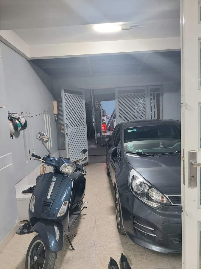 Bán nhà nguyên căn chính chủ Quận 7, vị trí đẹp, khu dân cư, diện tích 92m2, giá 6.8 tỷ