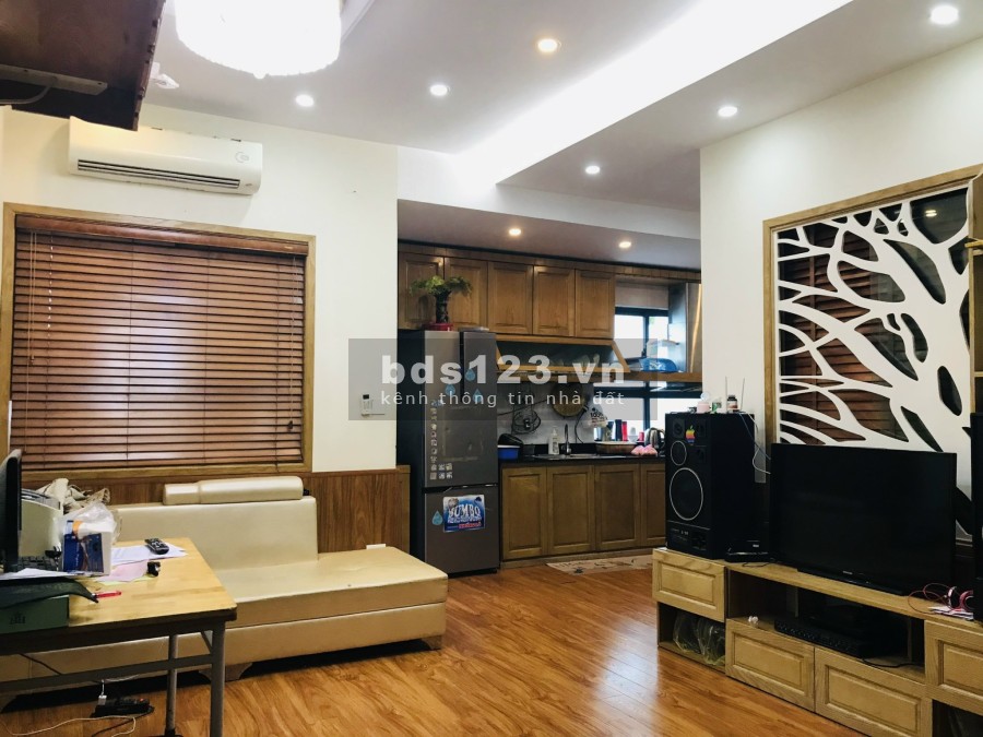 Cần bán gấp chung cư cao cấp giá cực hấp dẫn, đầy đủ tiện nghi, khu dân cư đông đúc