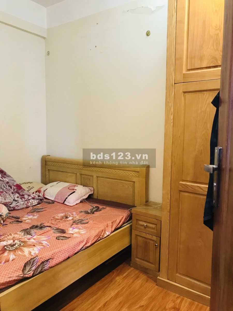 Cần bán gấp chung cư cao cấp giá cực hấp dẫn, đầy đủ tiện nghi, khu dân cư đông đúc